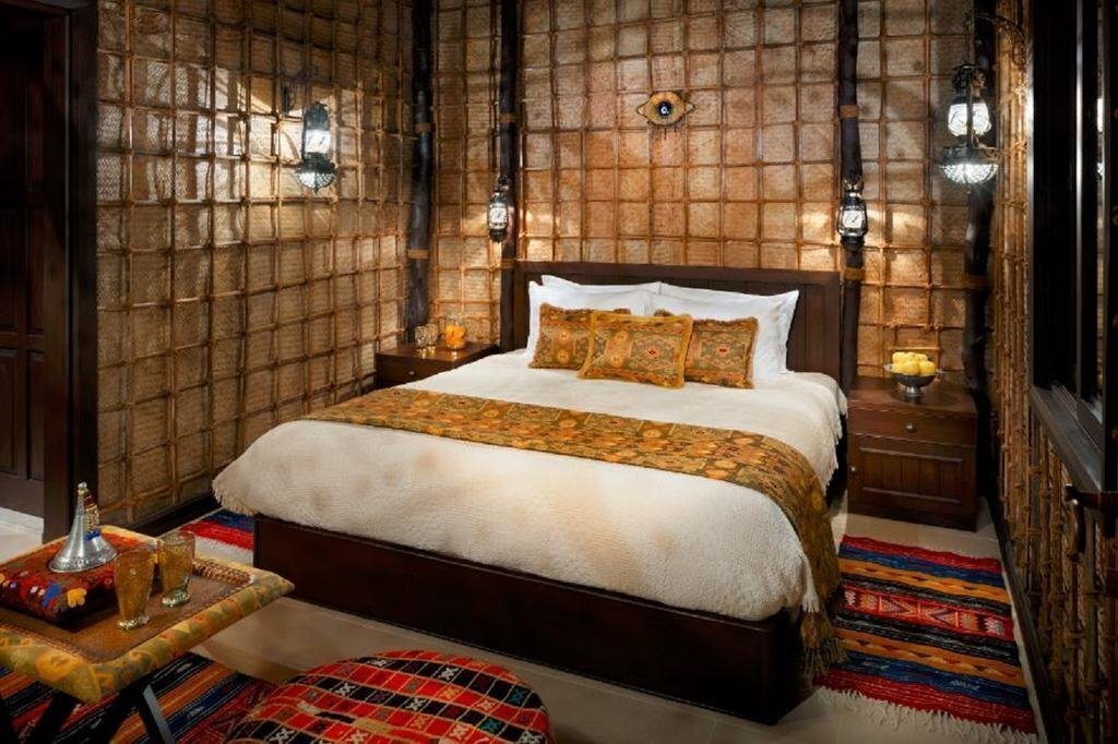 Отель Arabian Nights Village 4*