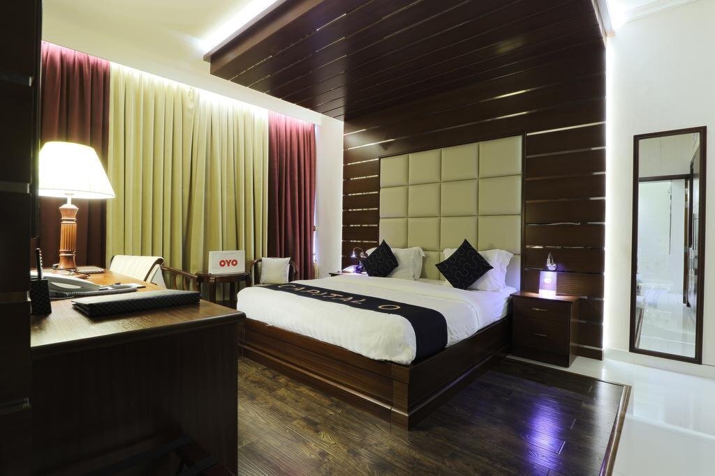 Фото Queen Palace Hotel 4*