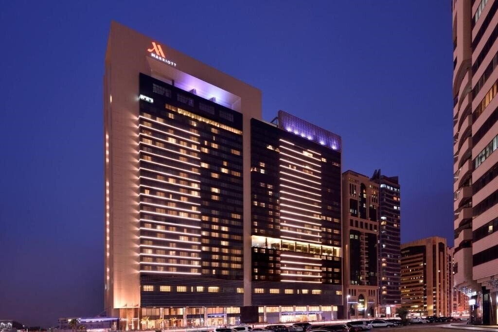 Отель Marriott Hotel Downtown, Abu Dhabi 5*