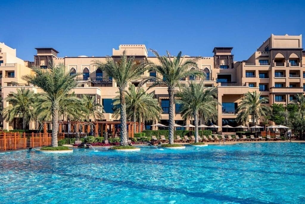 Фото Saadiyat Rotana Resort & Villas 5*