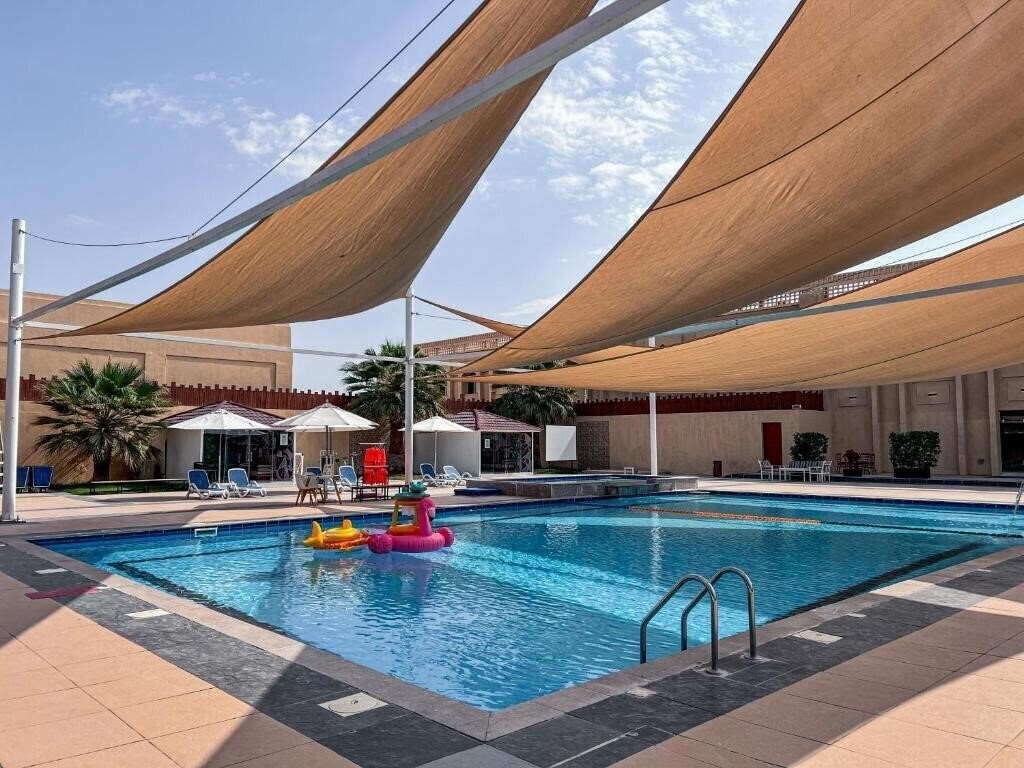 Изображение Western Hotel - Ghayathi 3*