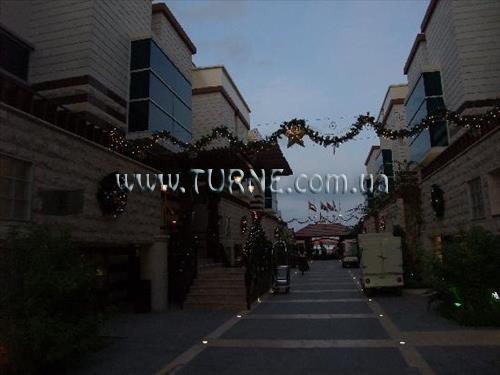 Изображение One to One The Village 4*