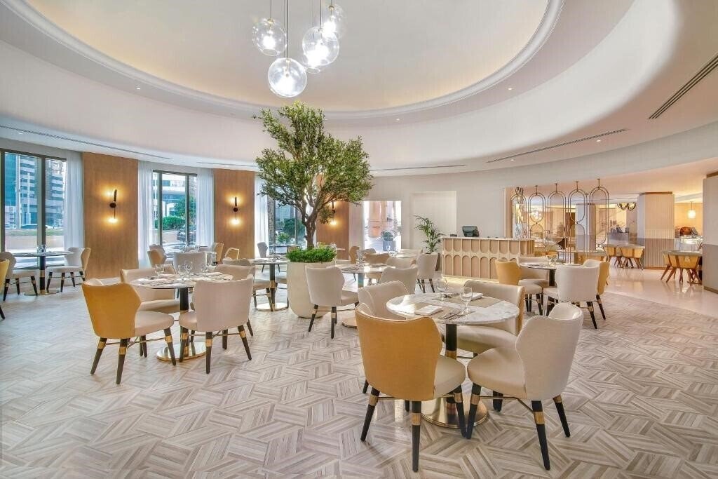 Фотография Sheraton Abu Dhabi Hotel & Resort 5*