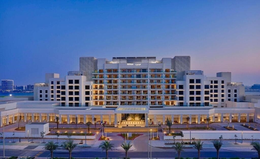 Отель Hilton Abu Dhabi Yas Island 5*