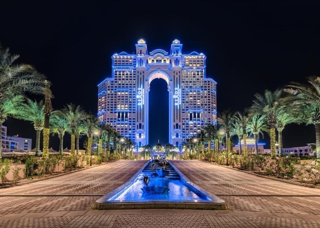 Отель Rixos Marina Abu Dhabi (ex. Fairmont Marina) 5*