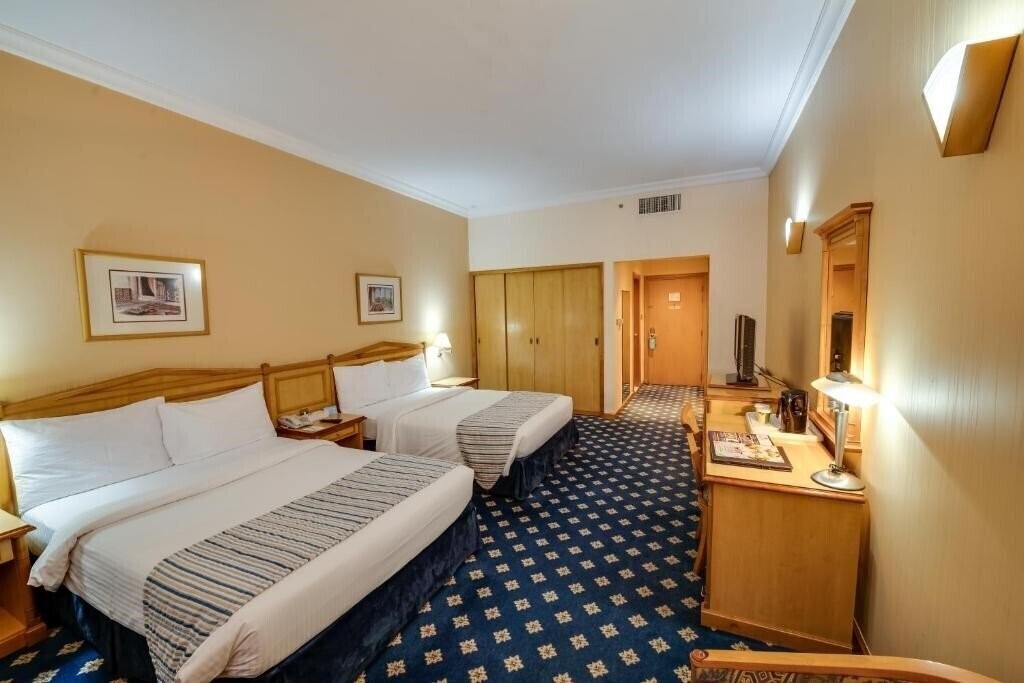Отель Top Grand Continental Hotel 4*