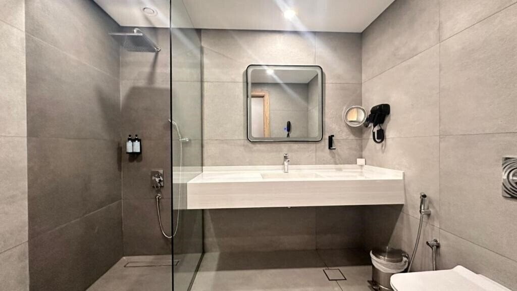 Фото Top Grand Continental Hotel 4*