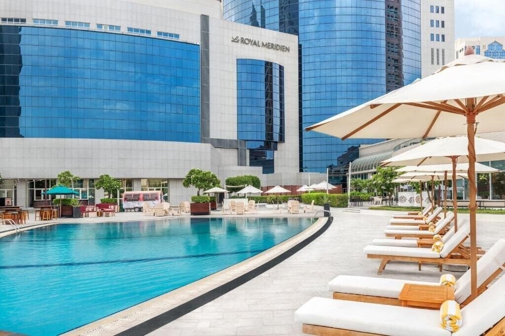 Отель Le Royal Meridien Abu Dhabi 5*