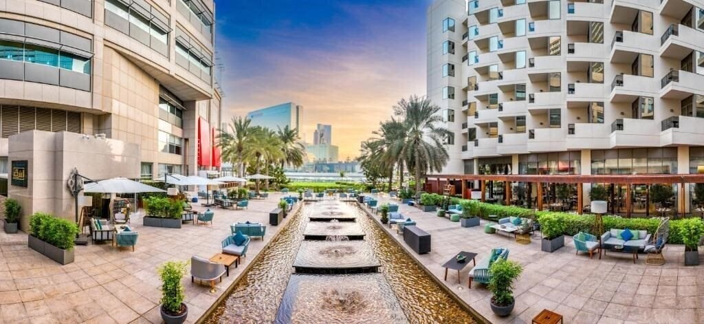 Фото Beach Rotana Hotel & Towers 5*