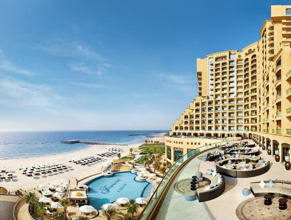 Отель Fairmont Ajman 5*