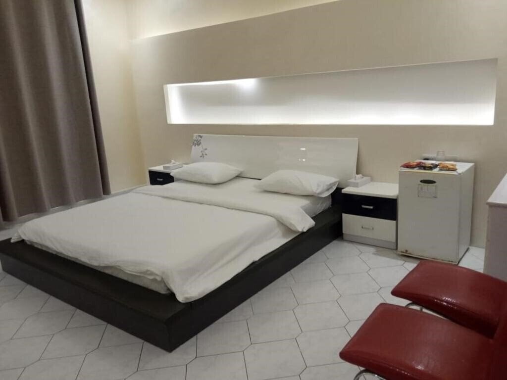 Фото Corniche Palace Hotel 3*