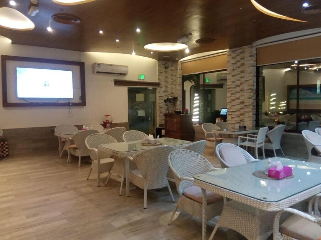 Изображение Corniche Palace Hotel (ex. Sham Palace Hotel) 3*