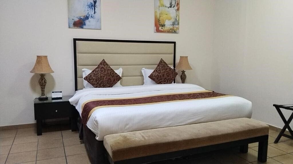 Отель Al Massa Hotel Apartments-1 2*