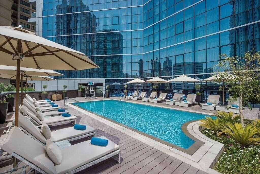 Изображение Tryp By Wyndham Al Barsha 4*