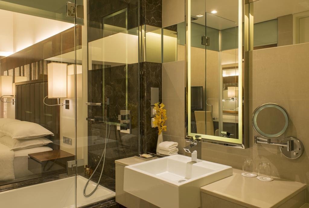 Картинка Sheraton Mall Of The Emirates 5*