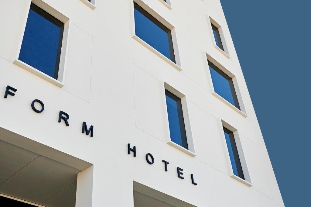 Отель Form Hotel 4*