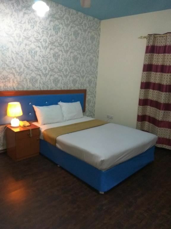 Изображение New Avon 1*