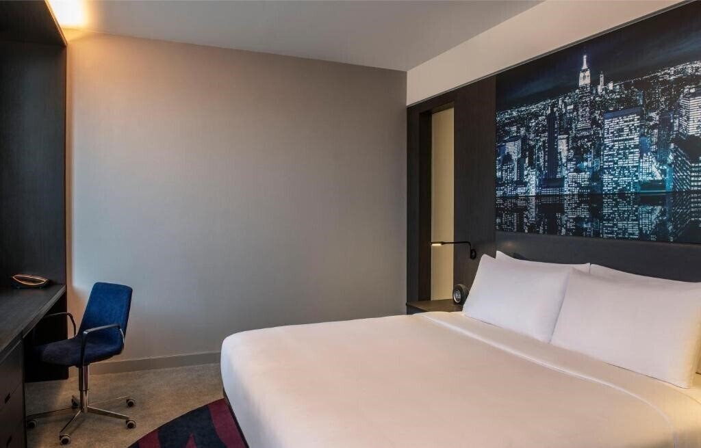 Изображение Aloft Dubai Creek 4*