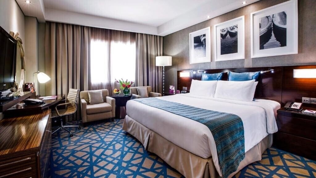 Изображение Crowne Plaza Dubai Deira 5*