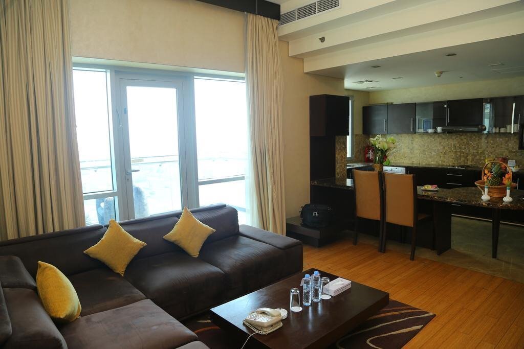 Картинка Tulip Creek Hotel Apartments (ex. Star Boutique Hotel Apartment) апартаменты