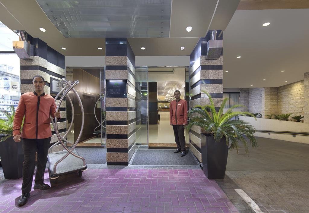 Фото Gateway Hotel (ex. Geteway Hotel) 3*