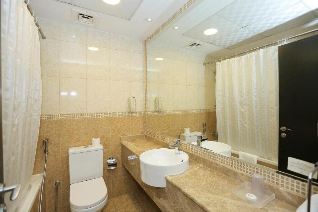 Фото Ivory Grand Apartments 3*