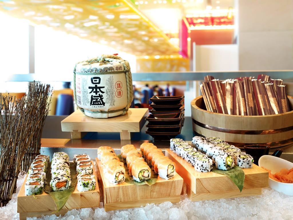 Фото Sofitel Dubai Downtown 5*