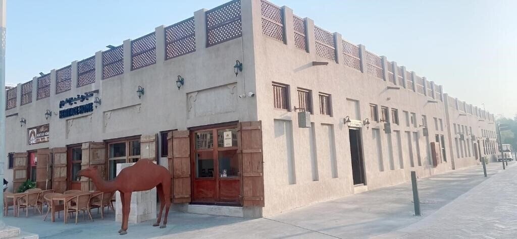 Изображение Ahmedia Heritage Guest House Dubai Apt апартаменты