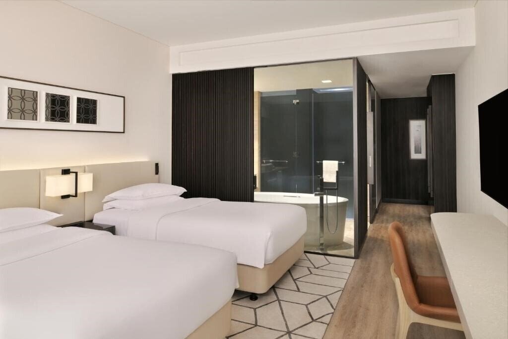 Картинка Sheraton Grand Hotel 5*