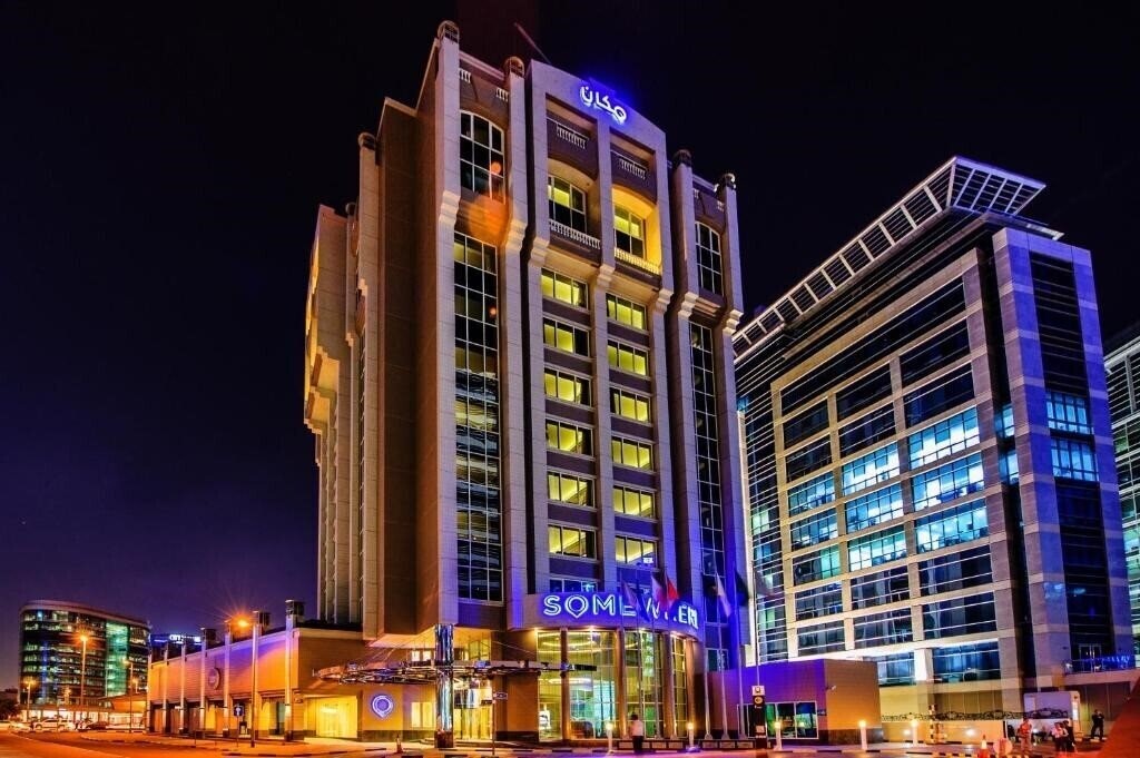 Отель Somewhere Hotel Apartments 3*