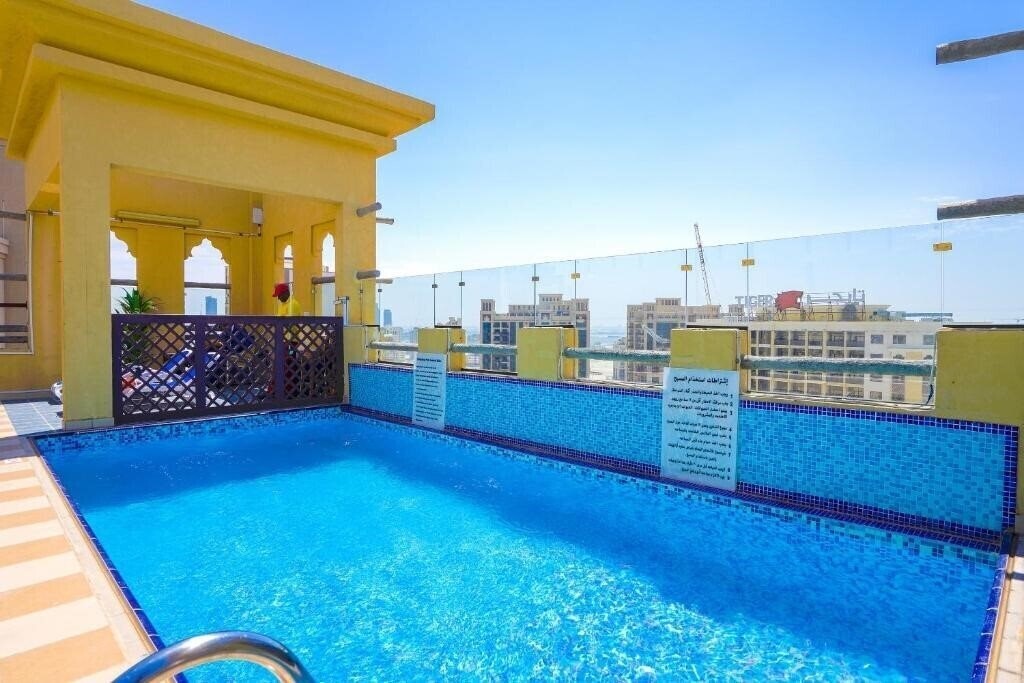 Отель Palette Royal Reflections Hotel (ex. Reflections Hotel) 4*