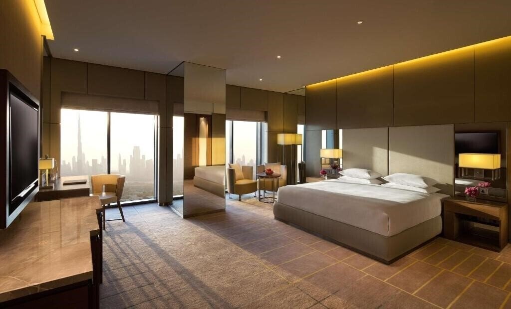 Отель Hyatt Regency Dubai Creek Heights 5*