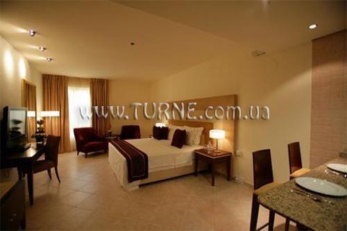 Отель Belvedere Court Hotel Apartments апартаменты