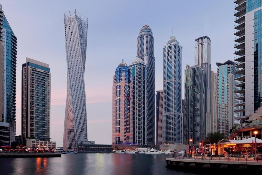 Фото Dubai Marriott Harbour Hotel & Suites 4*