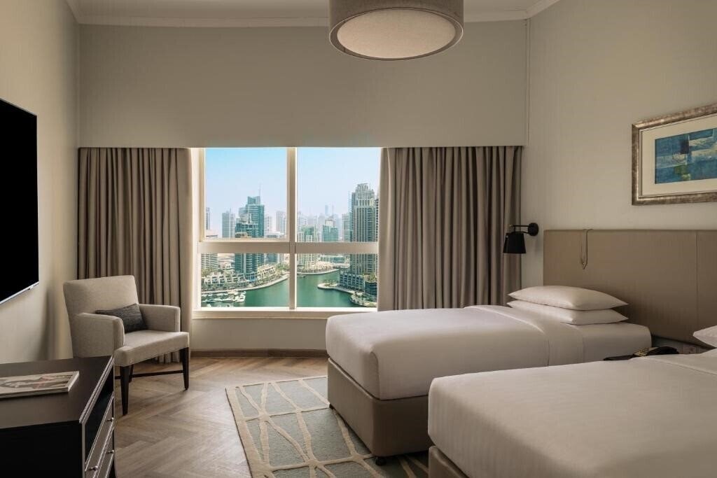 Картинка Dubai Marriott Harbour Hotel & Suites 4*