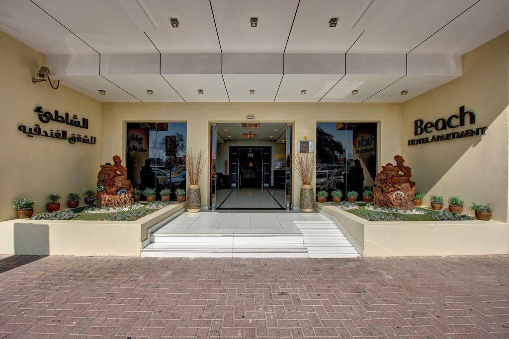 Отель Beach Hotel Apartment 3*