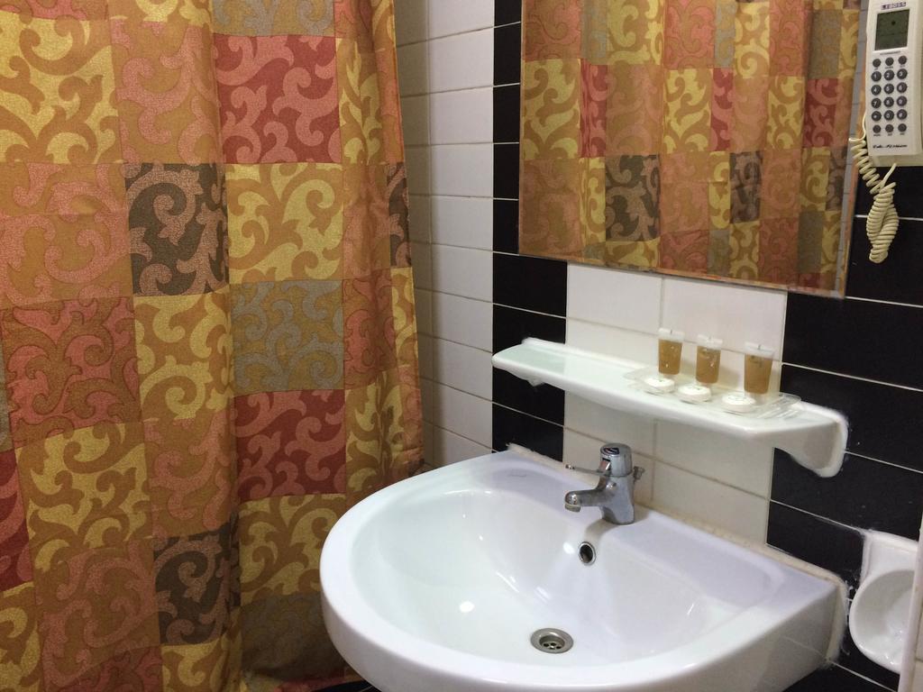 Изображение Everest International Hotel 1*