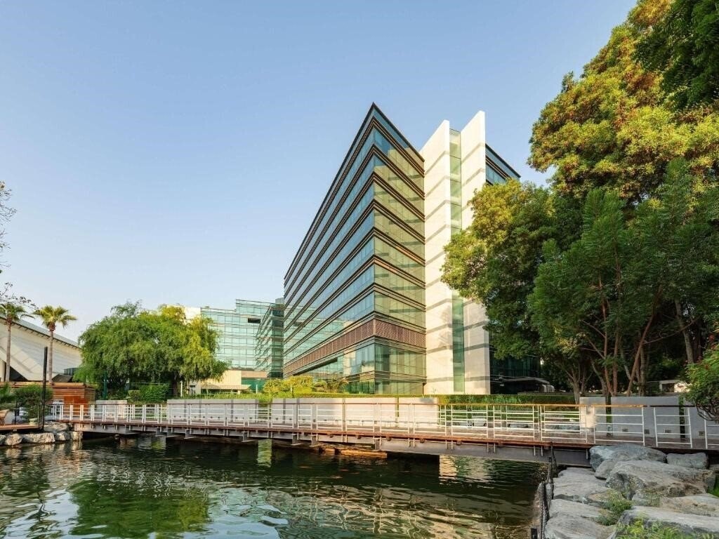 Фотография Jumeirah Creekside Hote 5*