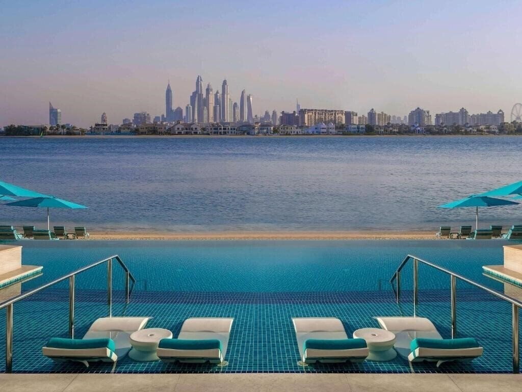 Отель The Retreat Palm Dubai Mgallery By Sofitel 4*
