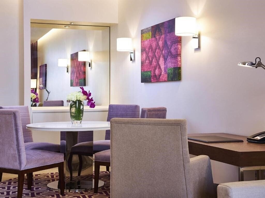 Изображение Mercure Hotel Apartments Dubai Barsha Heights 4*