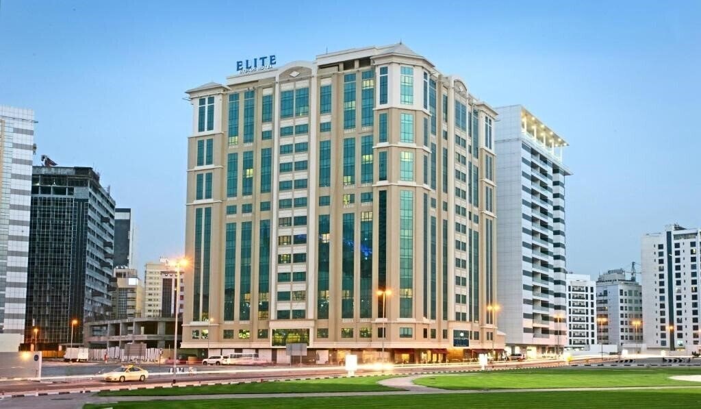 Отель Elite Byblos Hotel 5*