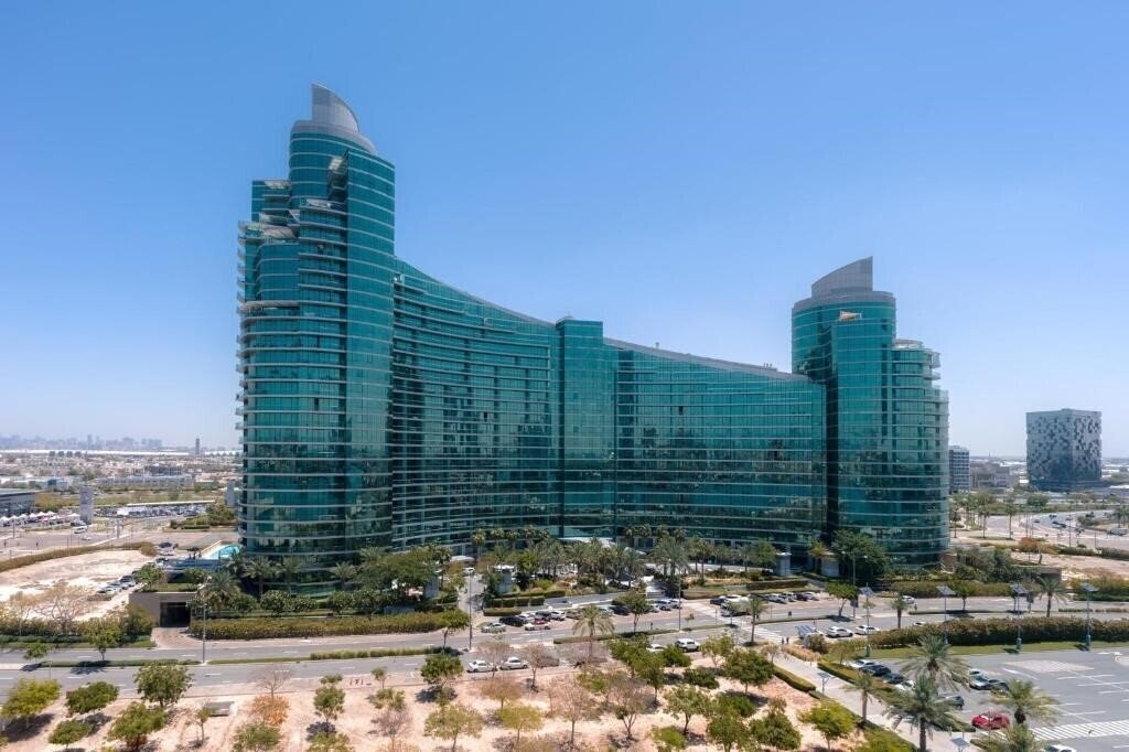 Отель Intercontinental Residence Suites Dubai F.C. 5*