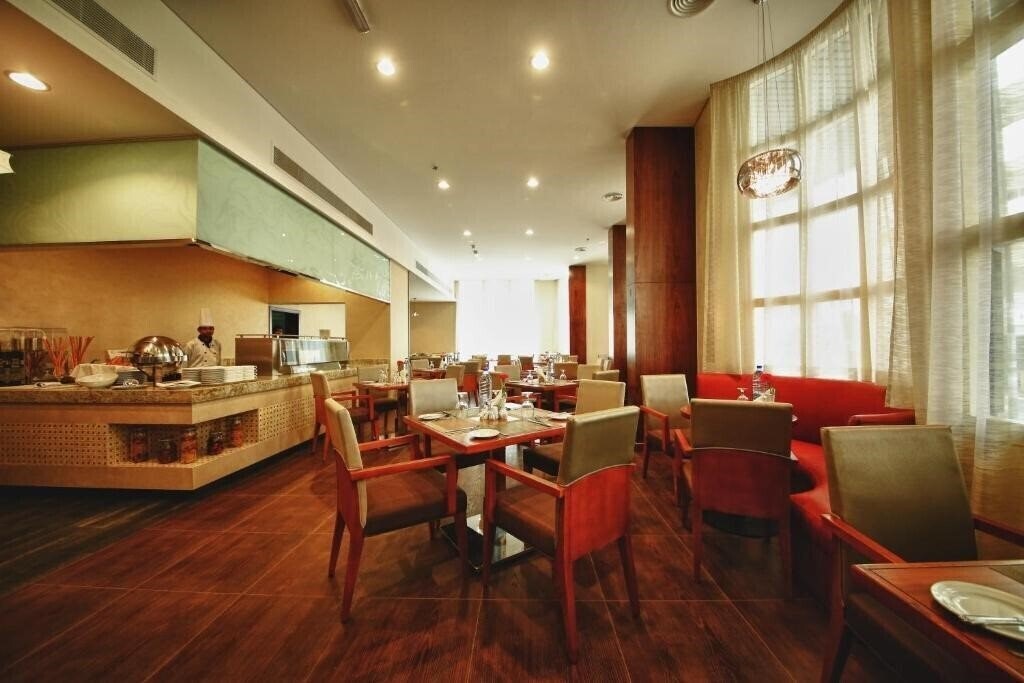 Фотография Lavender Hotel Deira (ex. Lavender Plaza Baniyas) 3*