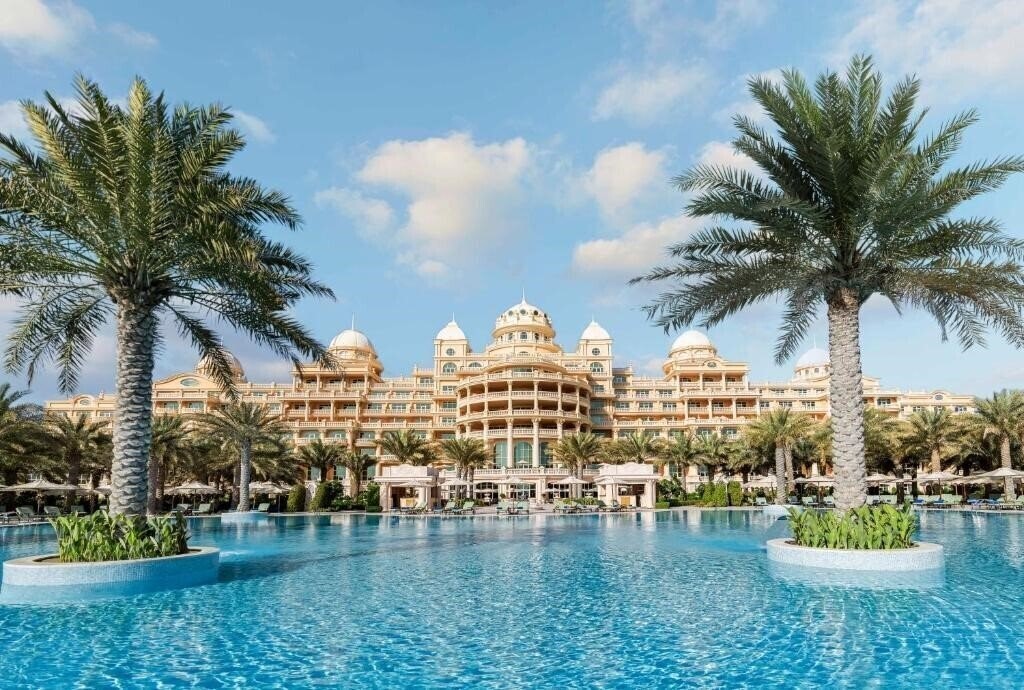 Отель Raffles The Palm Dubai (ex. Emerald Palace Kempinski Dubai) 5*