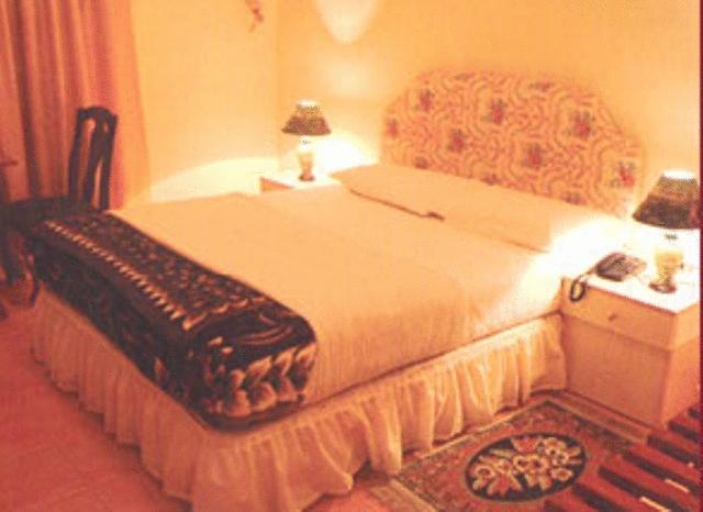 Изображение Middle East Hotel 2*