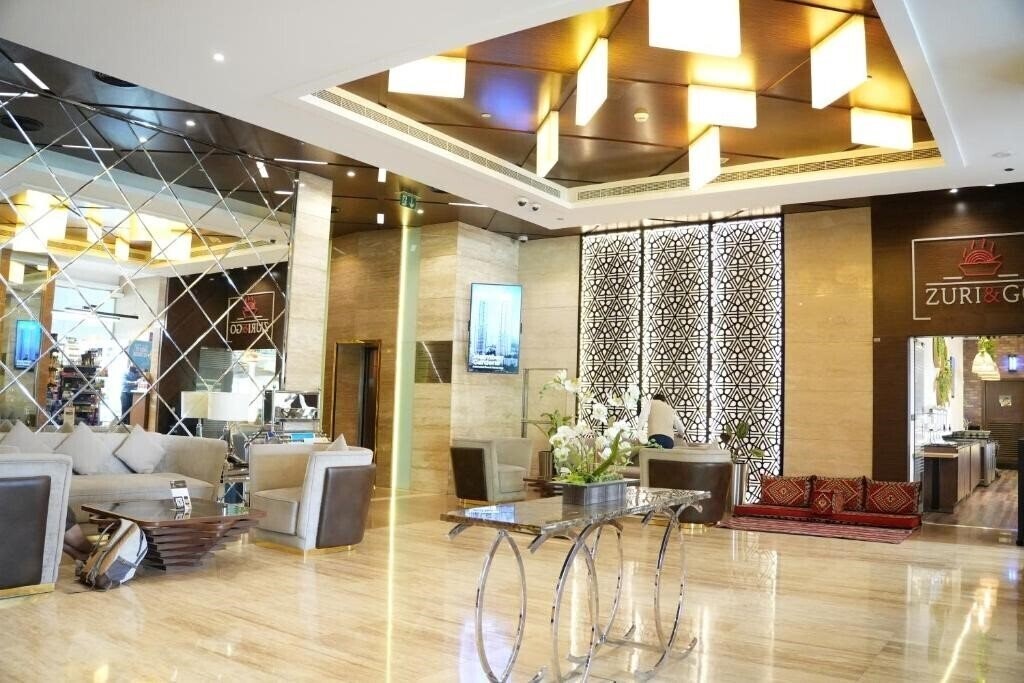 Отель Treppan Hotel & Suites By Fakhruddin 4*