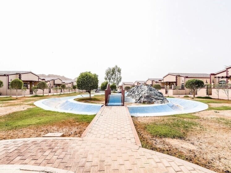 Отель OYO 231 Holiday Arabian Resort (ex. Holiday Arabian Resort) 1*