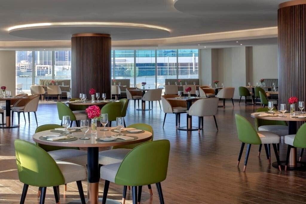 Фотография Avani Palm View Dubai Hotel & Suites 4*
