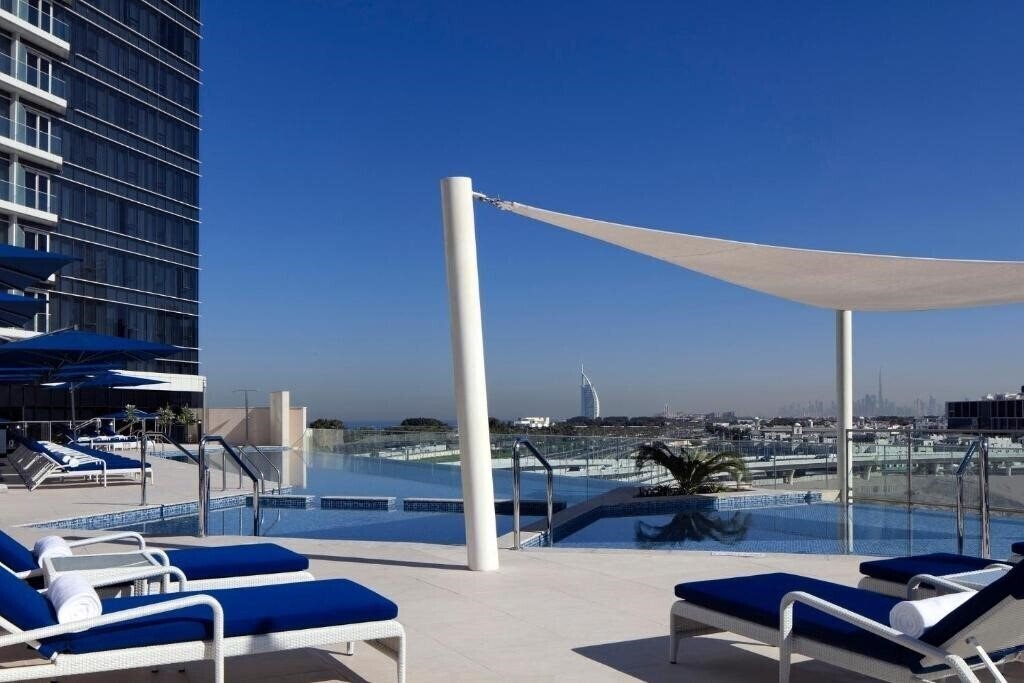 Картинка Avani Palm View Dubai Hotel & Suites 4*