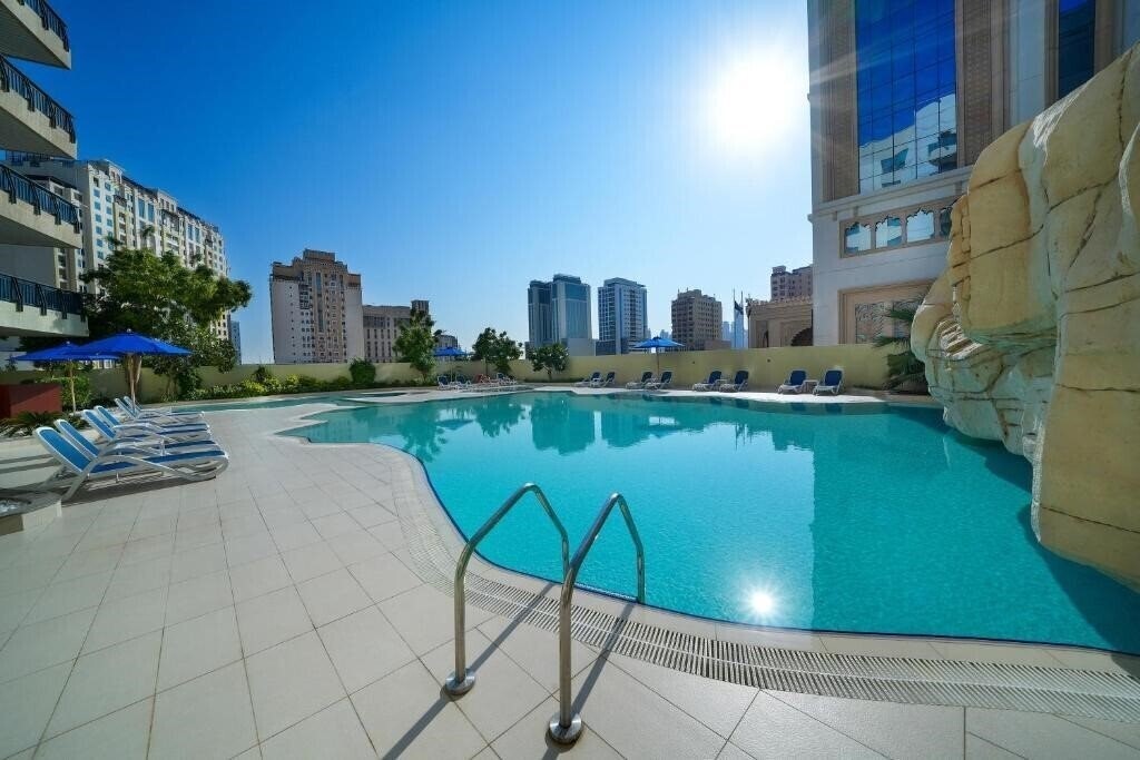 Изображение Park Hotel Apartments Dubai 3*